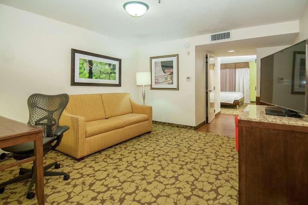 Hotel Wyndham Garden New Orleans Airport à Kenner Extérieur photo